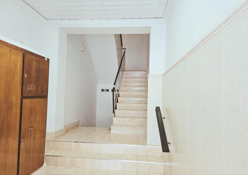 Imagen 3 de Apartamento amplio y luminoso en Gandía (Valencia)