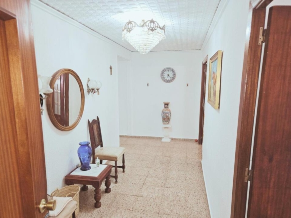 Imagen 4 de Apartamento amplio y luminoso en Gandía (Valencia)