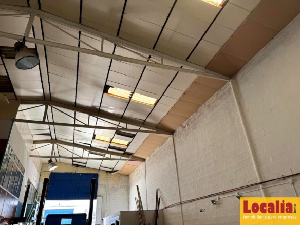 Imagen 3 de Atractiva Nave Industrial con oficinas en Polanco