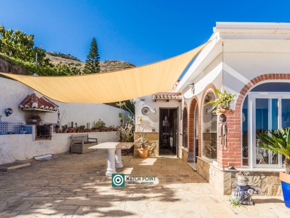 Imagen 3 de Casa de campo-Masía en Venta en Almuñecar Granada