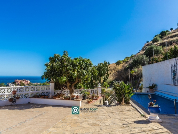 Imagen 4 de Casa de campo-Masía en Venta en Almuñecar Granada