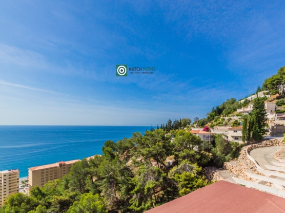 Imagen 2 de Adosada en Venta en Almuñecar Granada