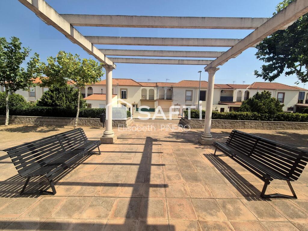 Imagen 2 de Un hogar con encanto a un paso de la autovía entre Merida y Badajoz
