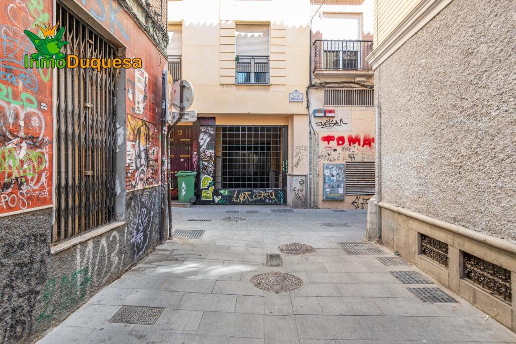 Imagen 2 de Plaza de garaje junto a Gran Via.