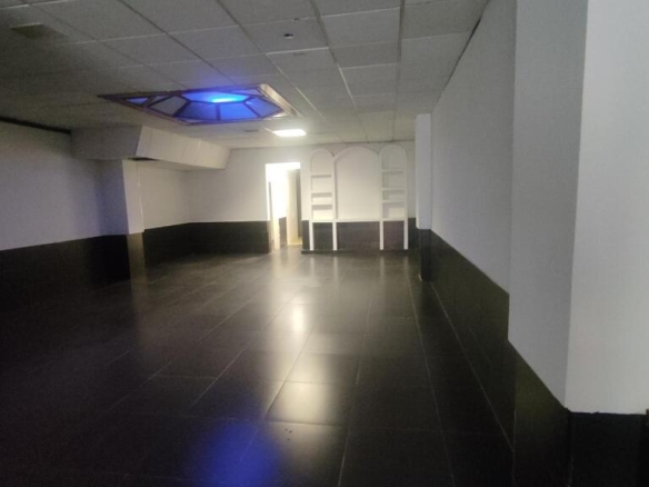 Imagen 3 de Local comercial en Venta en Tarragona Tarragona