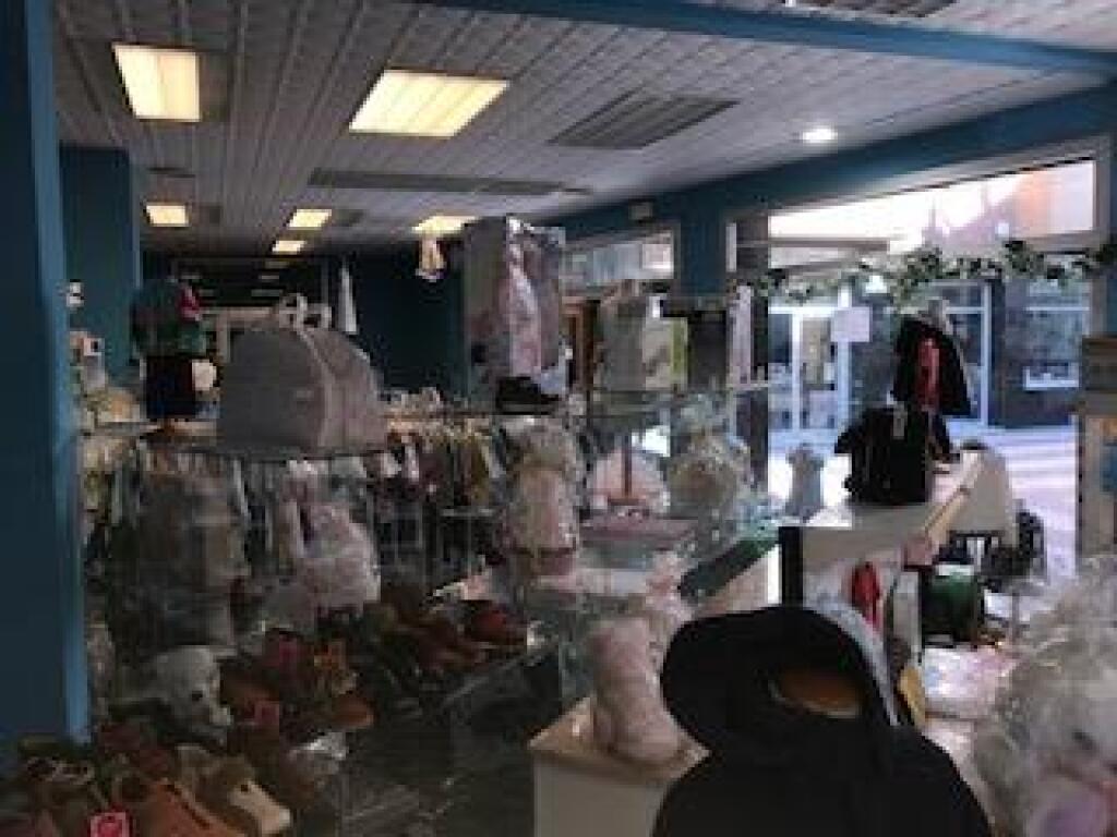 Imagen 4 de Local comercial en Venta en Mora La Nova Tarragona