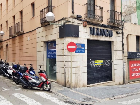 Imagen 2 de Local comercial en Alquiler en Tarragona Tarragona