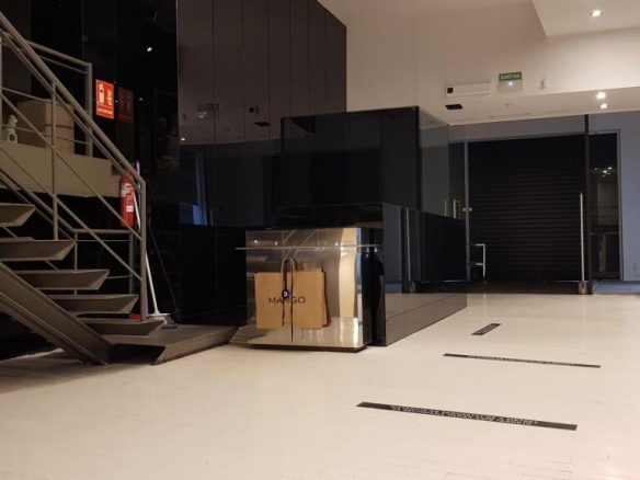 Imagen 1 de Local comercial en Alquiler en Tarragona Tarragona