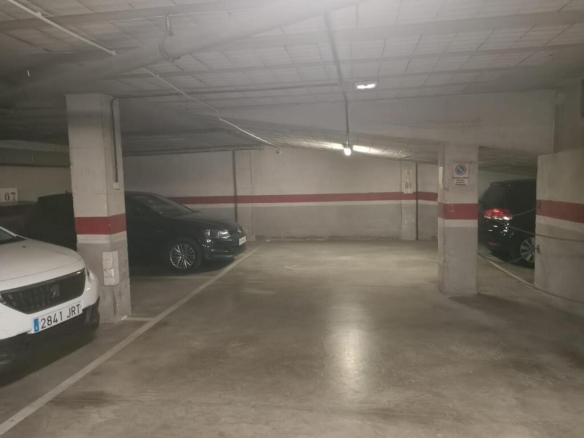 Imagen 2 de Parking coche en Venta en Reus Tarragona