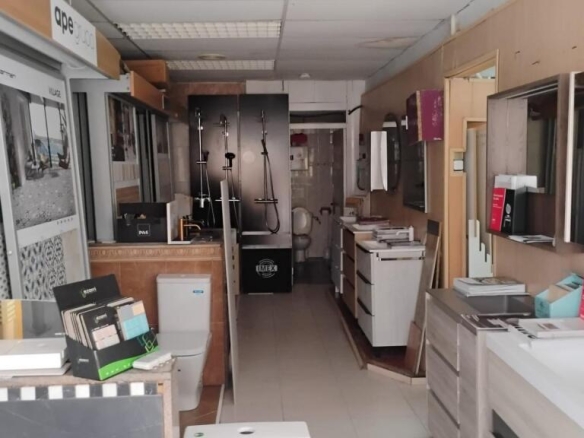 Imagen 2 de Local comercial en Venta en Tarragona Tarragona