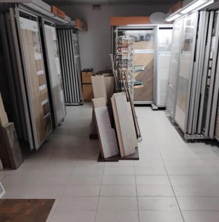 Imagen 3 de Local comercial en Venta en Tarragona Tarragona