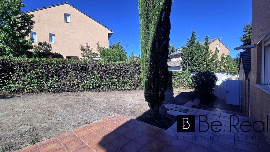 Imagen 4 de ¡EN ALQUILER! EXCELENTE CHALET PAREADO CON PARCELA DE 500M2 Y PISCINA COMUNITARIA EN LAS INFANTAS VALDEMORILLO