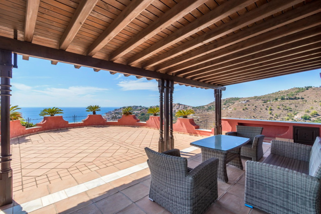 Imagen 2 de Casa-Chalet en Venta en Almuñecar Granada