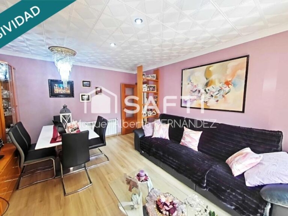 Imagen 2 de Oportunidad.  ¡Dos en uno! Vivienda + local a la venta en Blanes! Magnifico piso de 115m2 completamente reformado mas garaje/local/almacén  de 63m2.