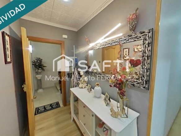 Imagen 1 de Oportunidad.  ¡Dos en uno! Vivienda + local a la venta en Blanes! Magnifico piso de 115m2 completamente reformado mas garaje/local/almacén  de 63m2.