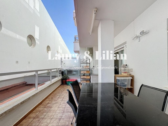 Imagen 1 de ¡Nuevo! Apartamento de 1 dormitorio en Port Nautic