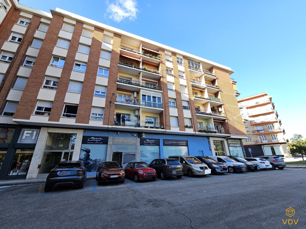 Imagen 2 de Local comercial en Alquiler en Pamplona Navarra SAN JUAN