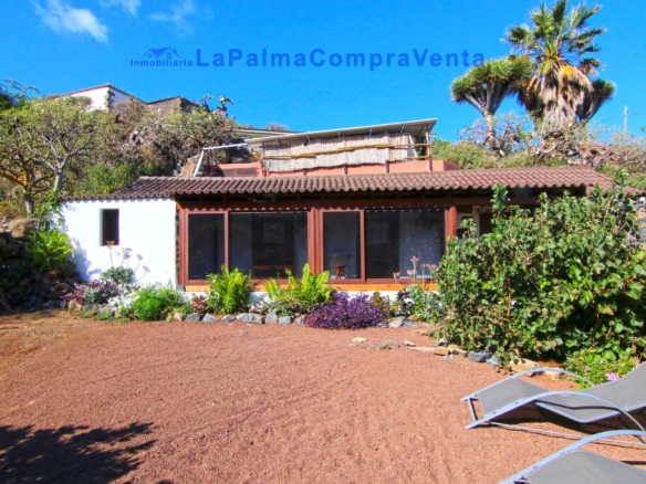 Imagen 1 de Casa-Chalet en Venta en Roque Faro Santa Cruz de Tenerife