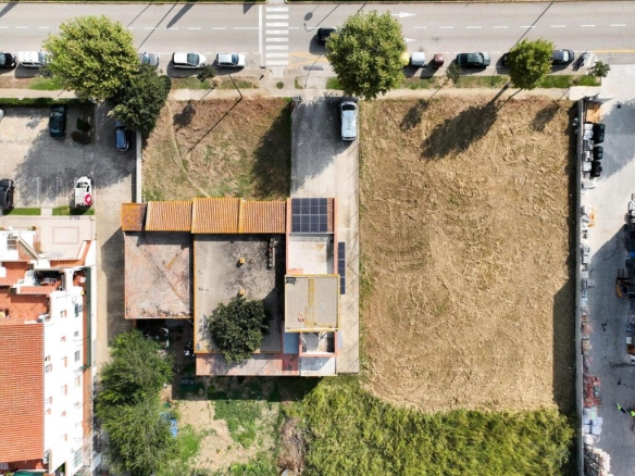 Imagen 4 de Solar edificable en Empuriabrava – Ubicación estratégica