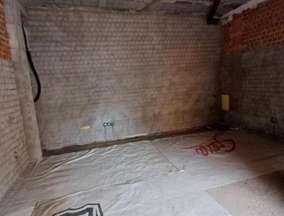 Imagen 3 de Excelente local comercial. Urbanización Guadiana.