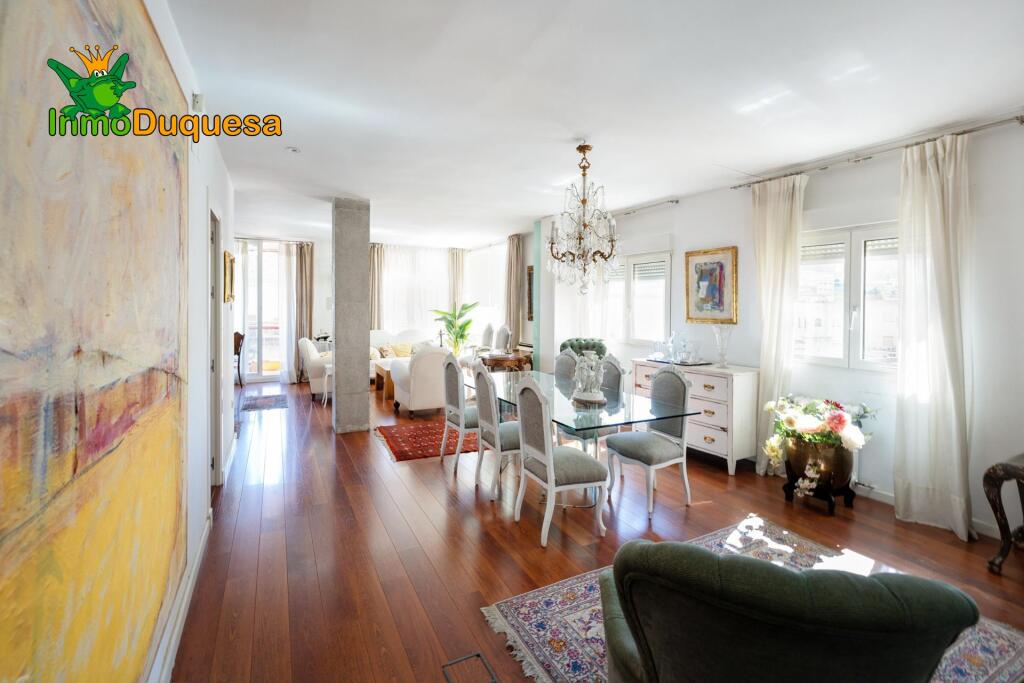 Imagen 3 de Piso junto Plaza San Lazaro con mas de 370 m²