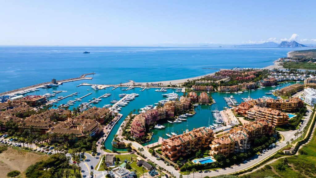 Imagen 4 de Local comercial en Venta en Sotogrande Cádiz