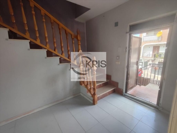 Imagen 3 de CHALET ADOSADO EN RECAS