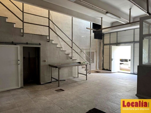 Imagen 2 de Alquiler de Nave Conservera de Pescado en Santoña