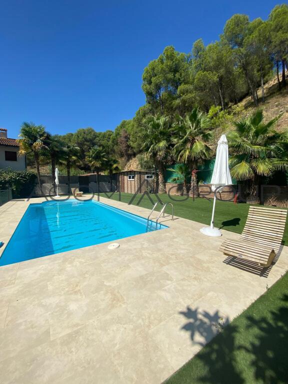 Imagen 2 de CHALET EN VENTA EN LA URBANIZACIÓN GRAÓ PARK DE ALPICAT
