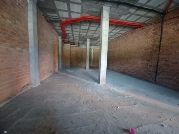 Imagen 1 de EN VENTA EXCLUSIVO  LOCAL EN PLENO CENTRO DE  SABINILLAS