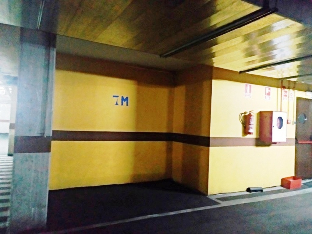 Imagen 2 de Parking moto en Alquiler en Madrid Madrid REJAS