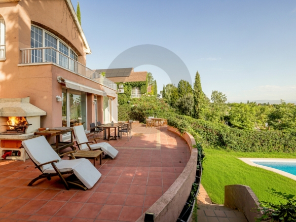 Imagen 1 de Casa-Chalet en Venta en Villanueva De La Cañada Madrid