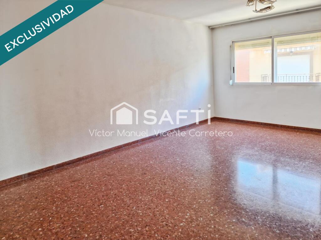Imagen 4 de Amplio piso esquinero con garaje y trastero
