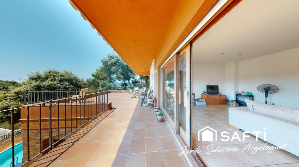 Imagen 2 de LA CASA DE TUS SUEÑOS CON VISTAS Y CONFORT EN LA COSTA BRAVA