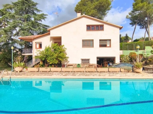 Imagen 2 de CASA CON 2 VIVIENDAS INDEPENDIENTES