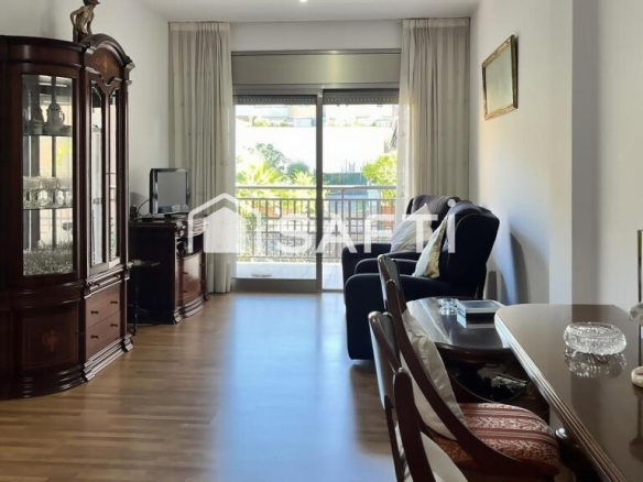 Imagen 1 de Impecable piso con jardín de 162m2 en LLoret de Mar