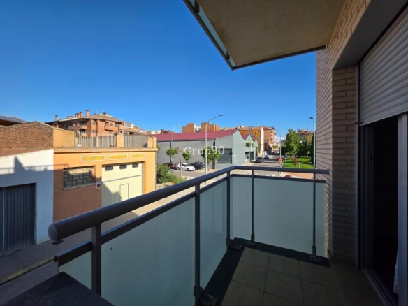 Imagen 2 de ? OPORTUNIDAD EN ALMACELLES: PISO SEMINUEVO CON PARKING Y TRASTERO