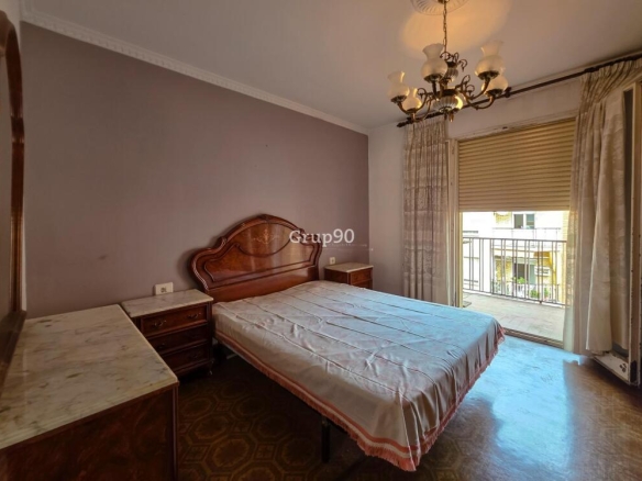 Imagen 4 de ? Piso exterior de 89 m² en la zona de Plaça Europa