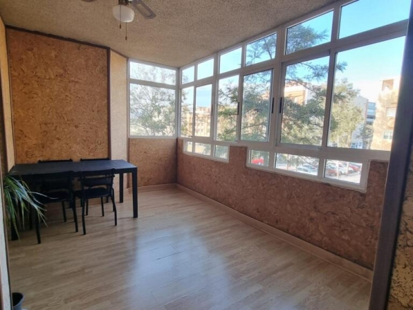 Imagen 1 de ¡Tu oasis en el corazón de Roquetas de Mar te espera!