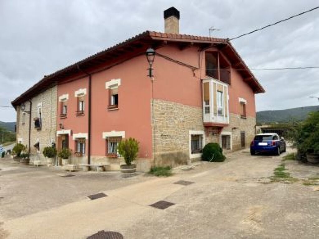 Imagen 3 de Casa de pueblo en Venta en Pobes Álava