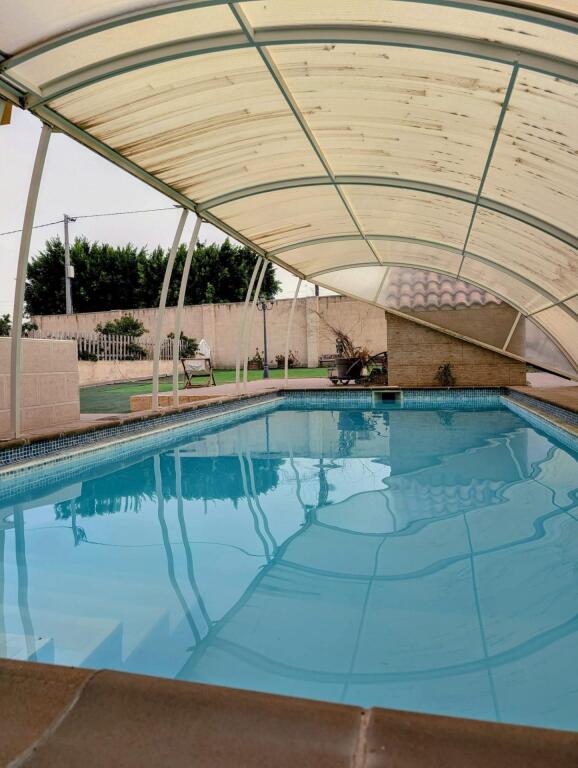 Imagen 2 de Tu Chalet te espera hasta con casa de invitados