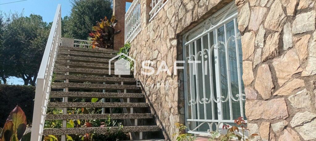 Imagen 3 de Casa independiente con piscina y barbacoa en Sils