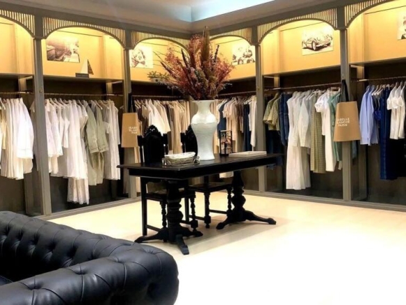 Imagen 1 de Se traspasa Tienda-Boutique - El Club del Propietario Imagen 1 de Se traspasa Tienda-Boutique