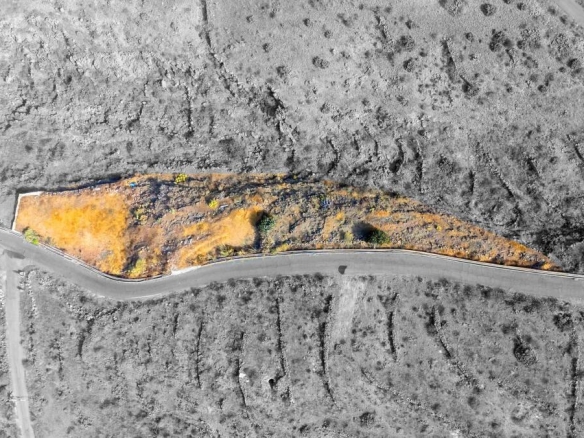 Imagen 1 de Terreno rústico en Adeje – 2.269 m² con vistas al mar y la montaña