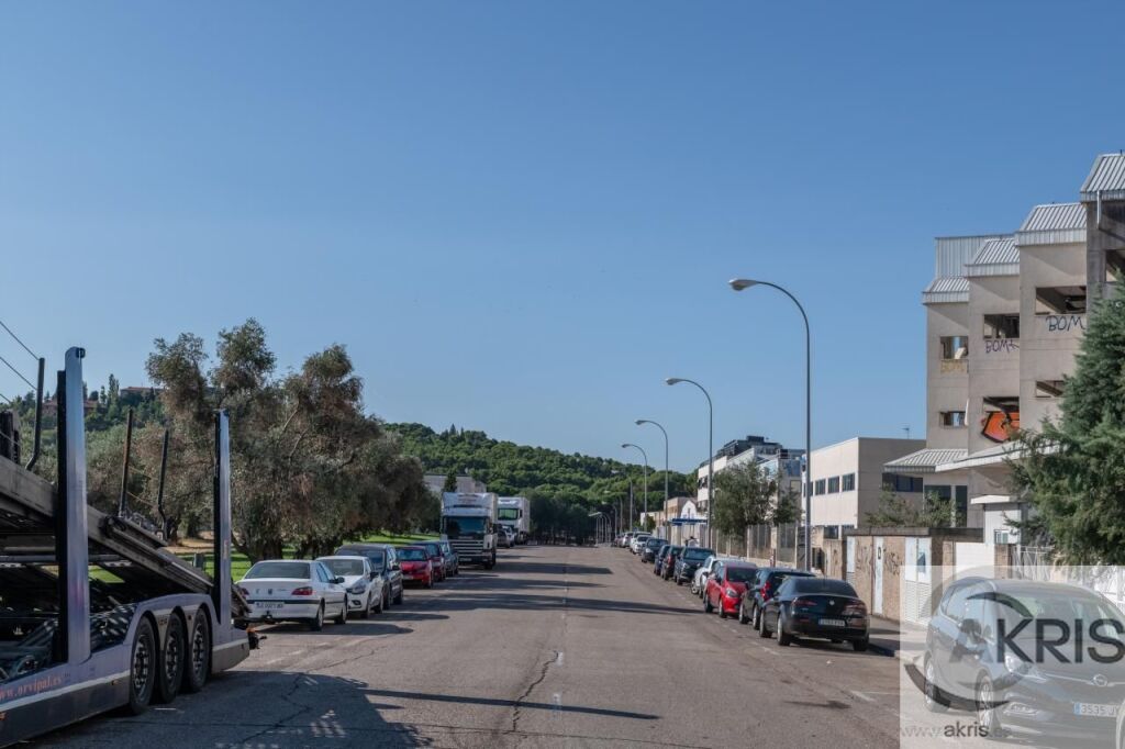 Imagen 4 de NAVE INDUSTRIAL EN POLIGONO LOS OLIVOS EN GETAFE