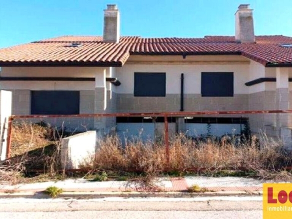 Imagen 3 de Oportunidad de inversión: obra parada 2 chalets