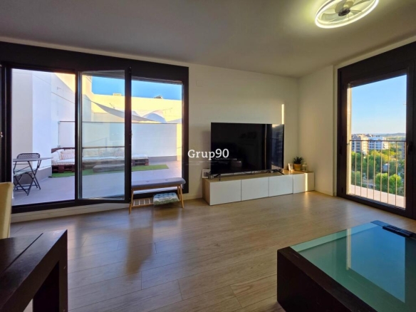 Imagen 3 de ? Exclusivo ático en una sola planta en Parc de l’Aigua