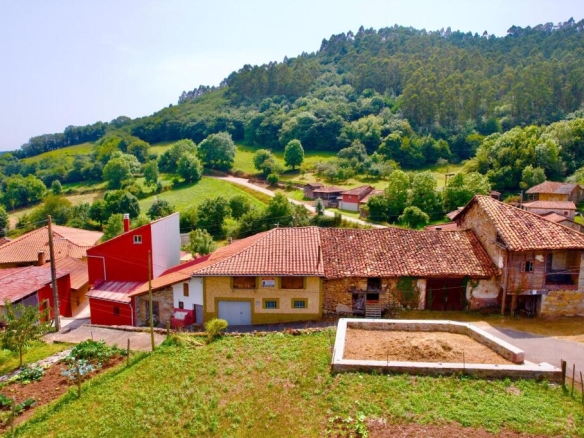 Imagen 4 de Un lienzo en plena naturaleza asturiana: tu hogar soñado en Asturias