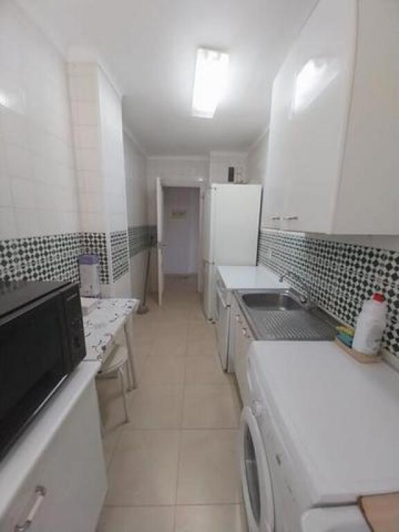 Imagen 3 de BONITO PISO DE TRES DORMITORIOS EN VENTA EN ESTEPONA