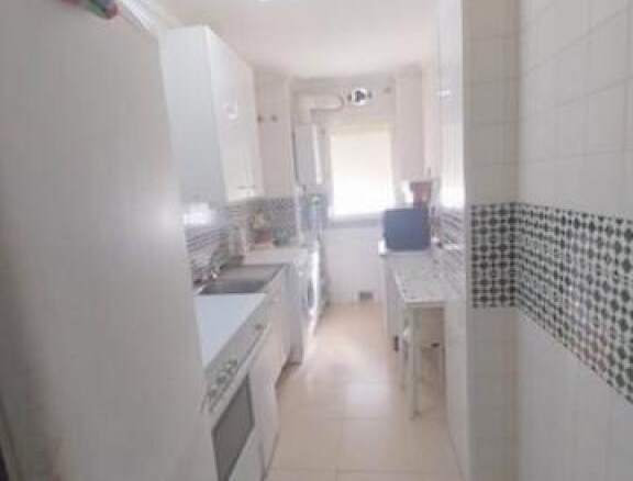 Imagen 4 de BONITO PISO DE TRES DORMITORIOS EN VENTA EN ESTEPONA